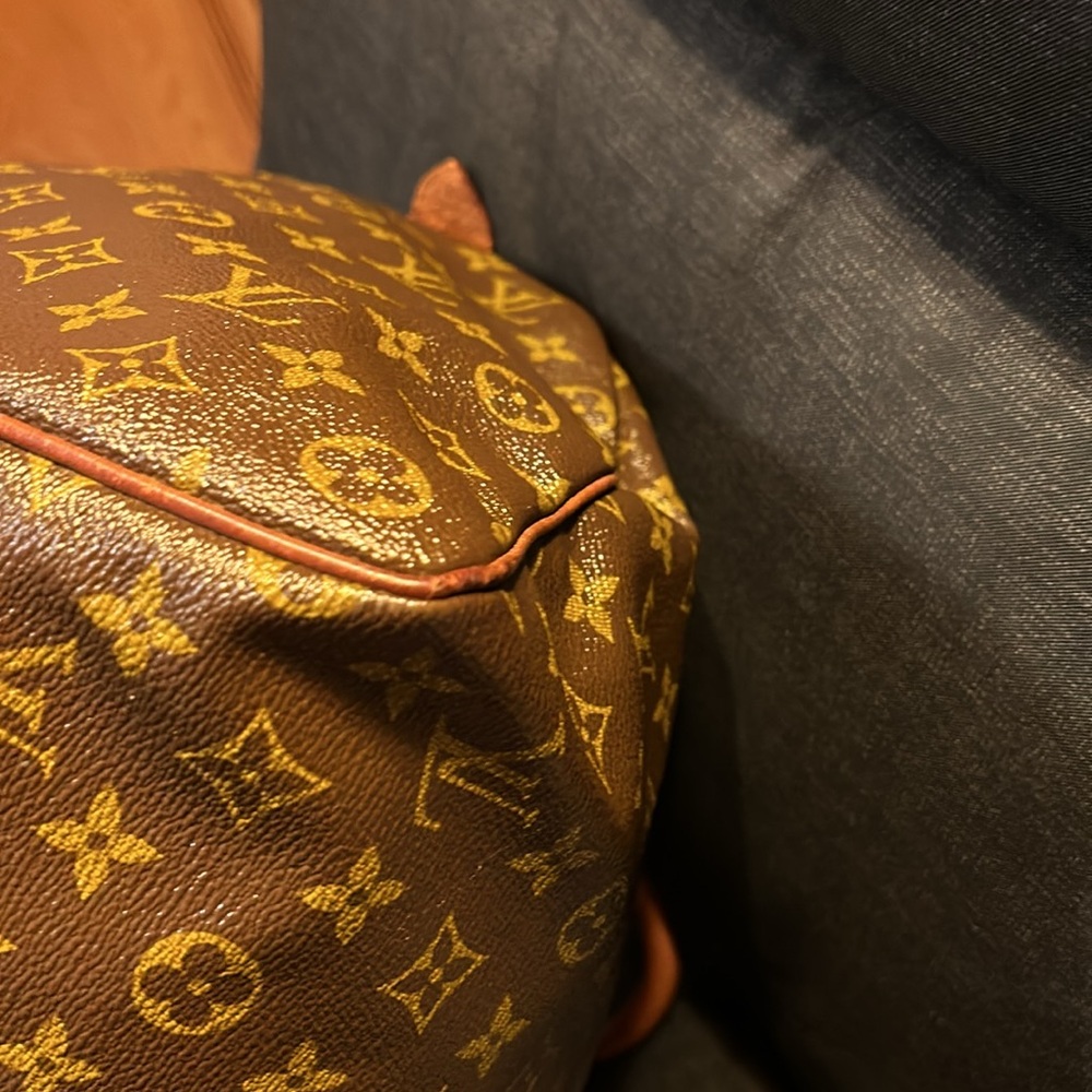 Louis Vuitton Bandouliere 45 Monogram Duffel / Carry On - Picture 14 of 16